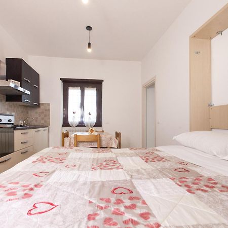 Alloggio Turistico A Casa Di Paoletto Фиумичино Екстериор снимка